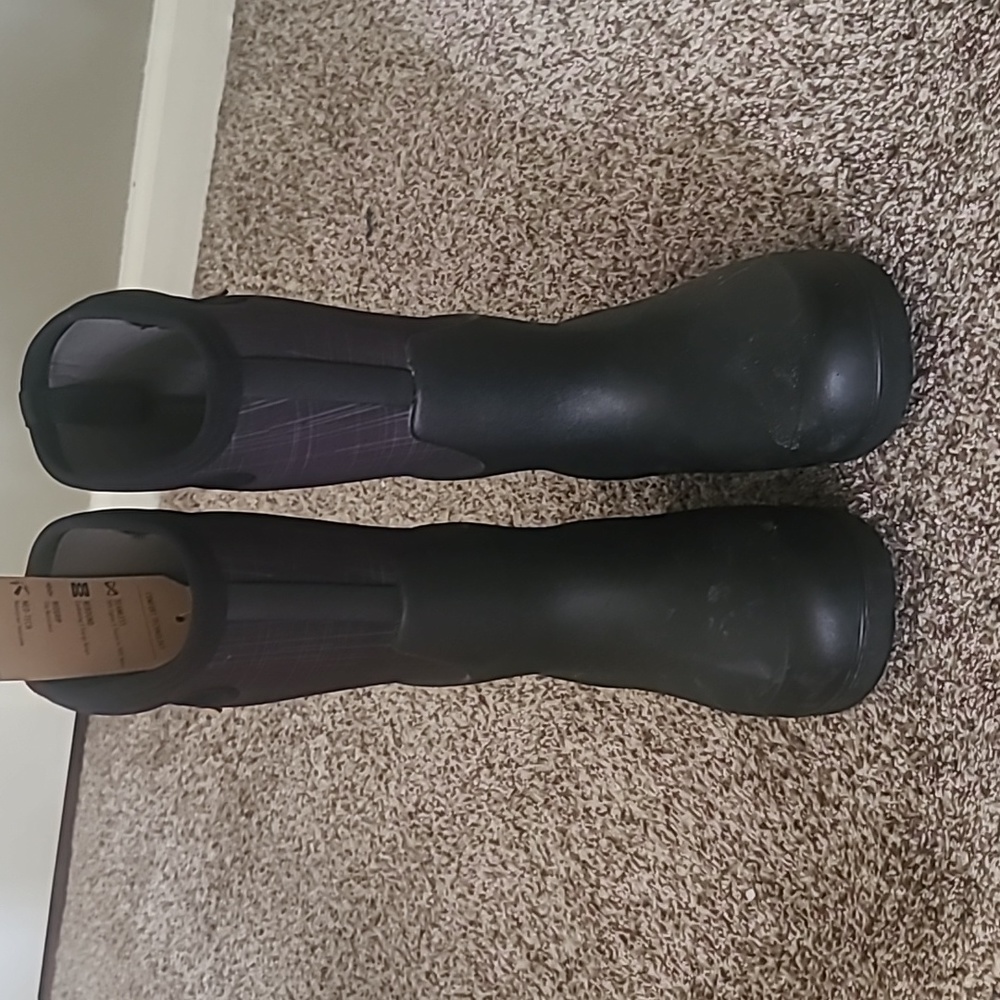 Womens Bogs size 7